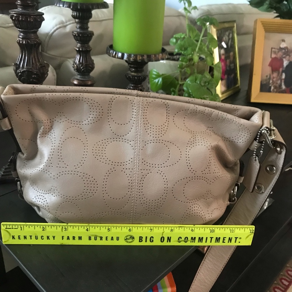 Coach leather cross body purse - Picture 13 of 15